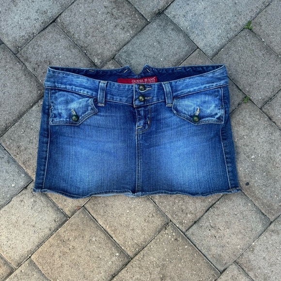 Y2K Guess Jeans Mini Skirt Size 28 - Picture 1 of 7